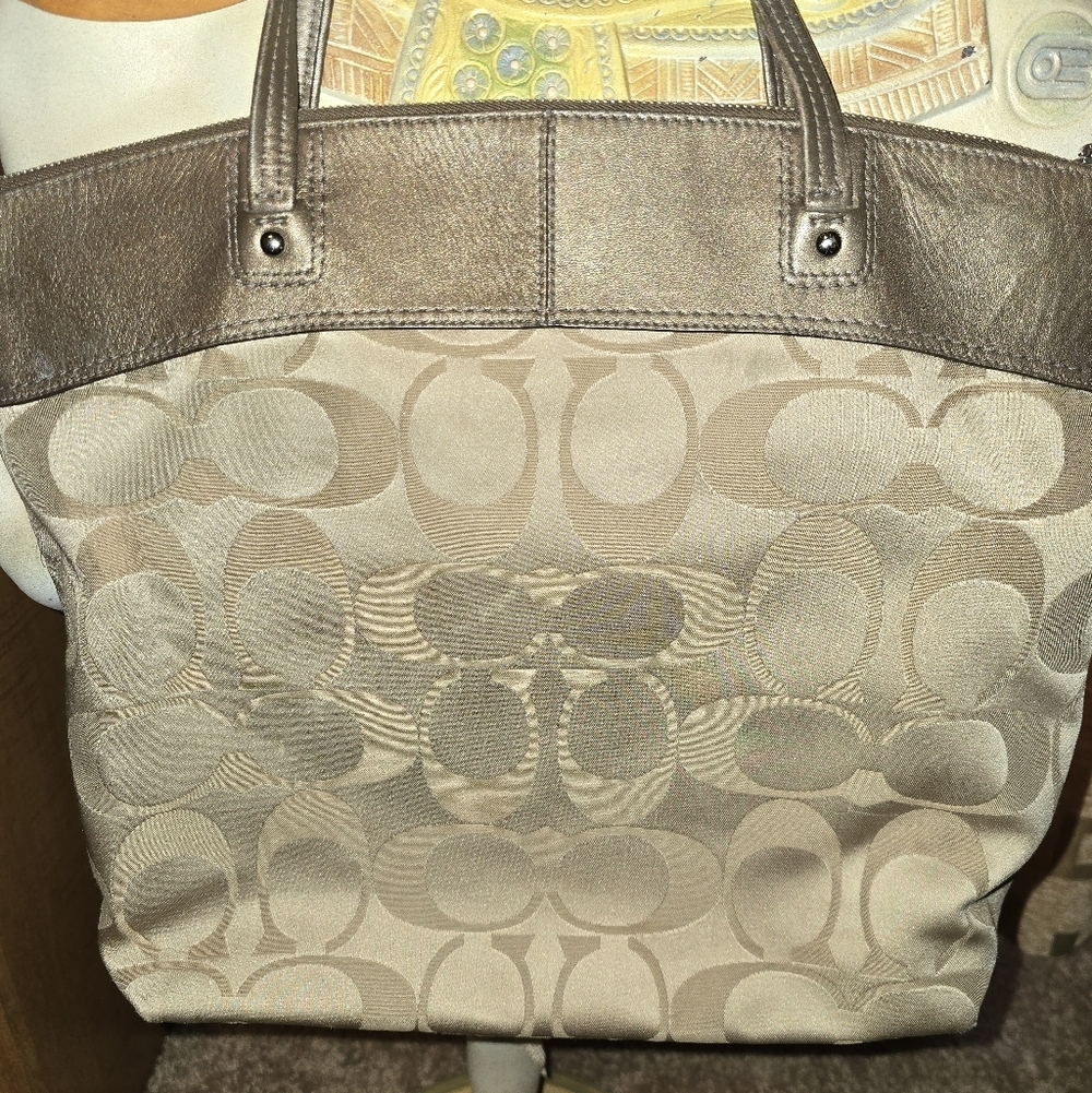 Coach Brown Designer Tote Bag - Picture 5 of 7